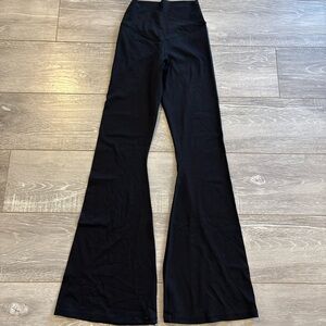 Aerie Black Real Me Flare High-Rise Leggings (Black, Medium Short)